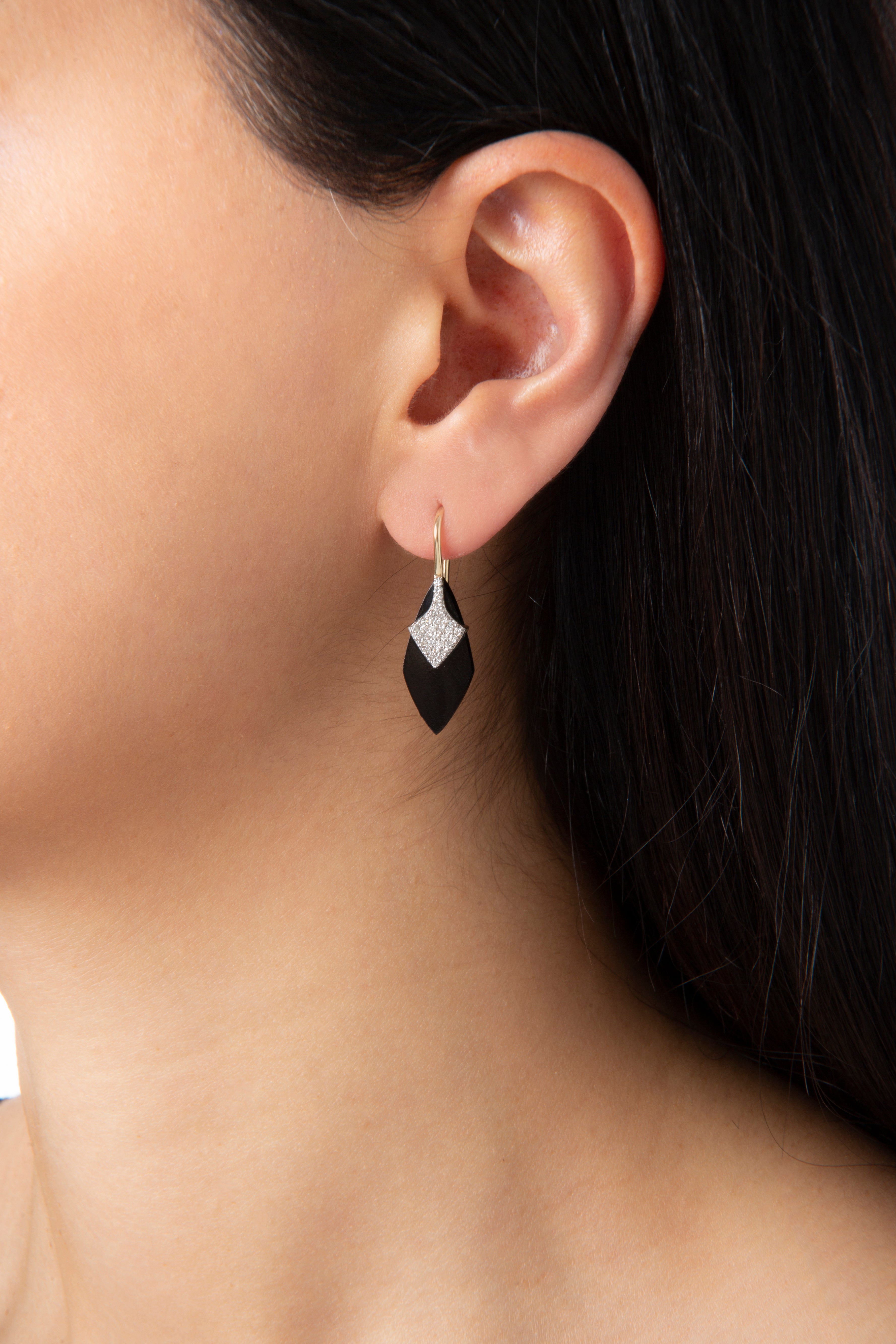 Drop Of Life Earring in Yellow Gold - Her Story Shop