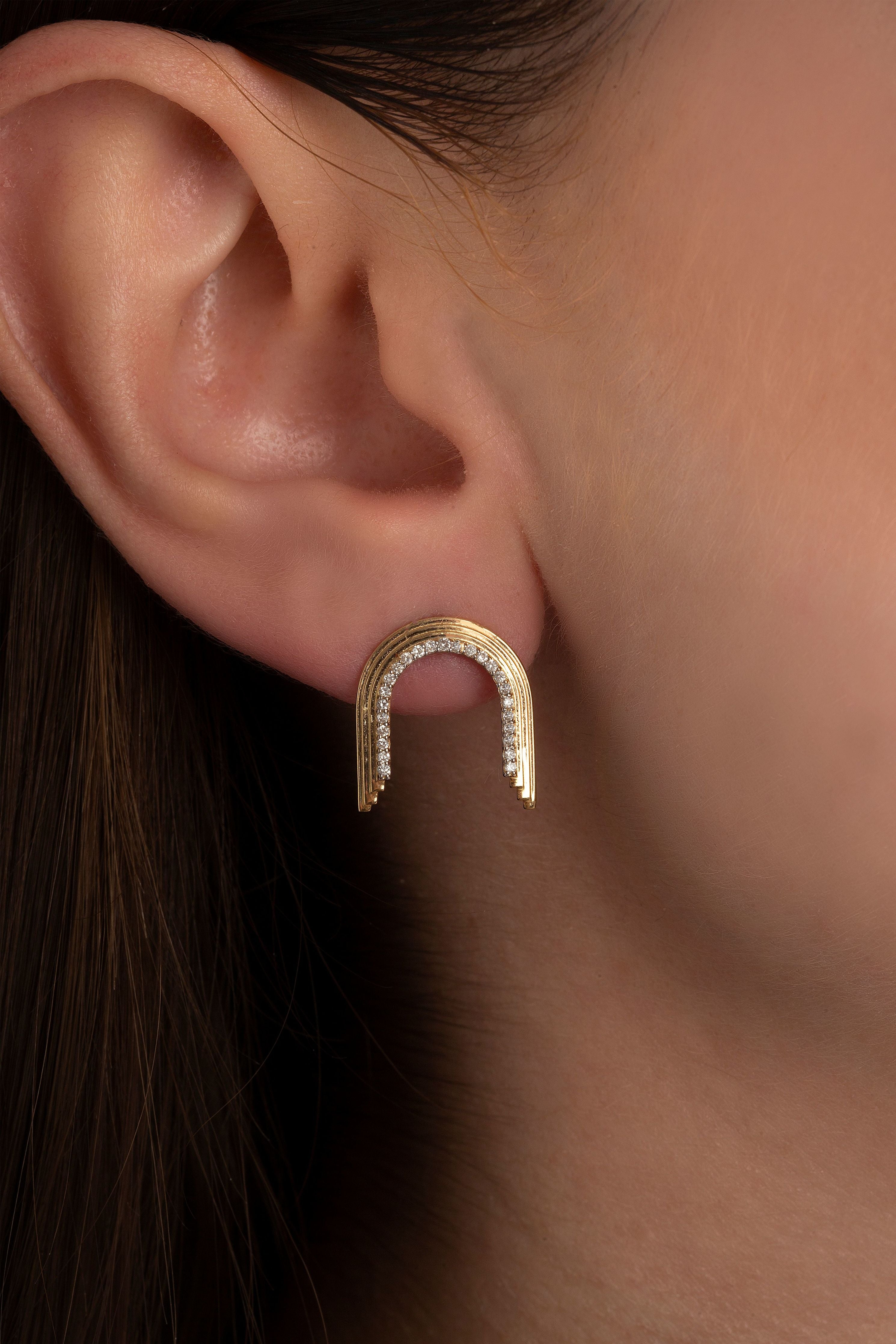 Concave Arch Earring in Yellow Gold - Her Story Shop